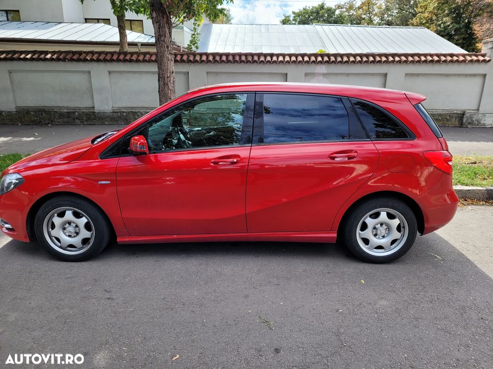 Mercedes-Benz B 180 - 2