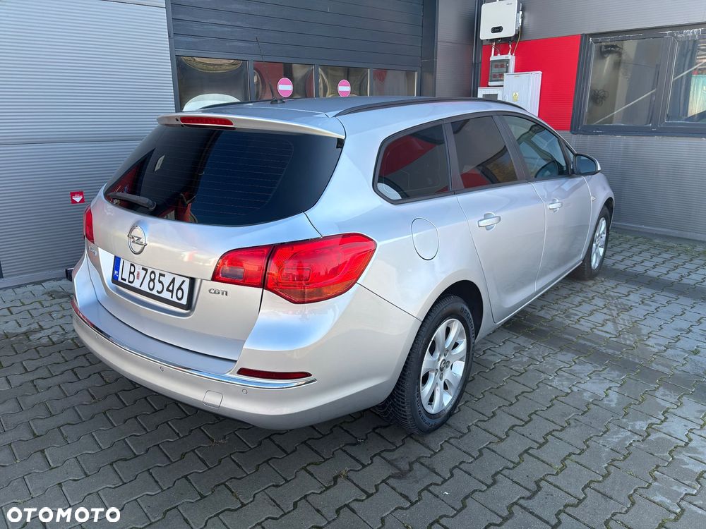 Opel Astra 1.7 CDTI DPF Active - 10