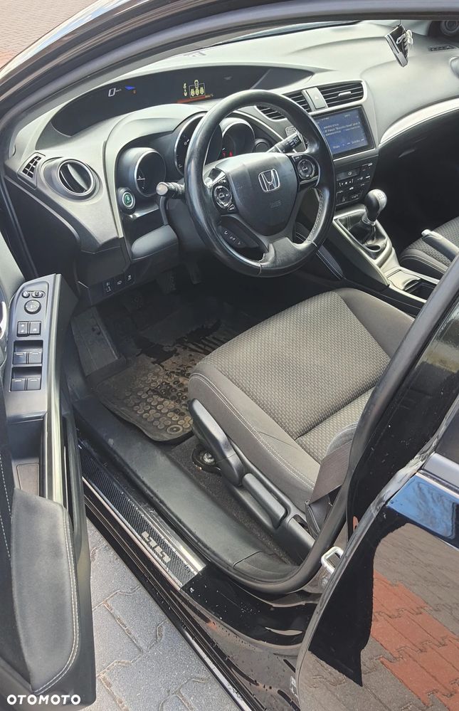 Honda Civic 1.8 Style Edition (Honda Connect+) - 10