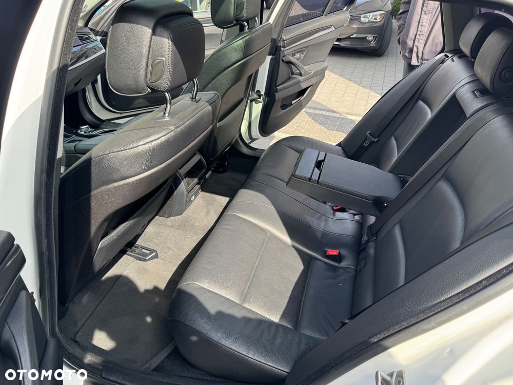 BMW Seria 5 520d Blue Performance - 7