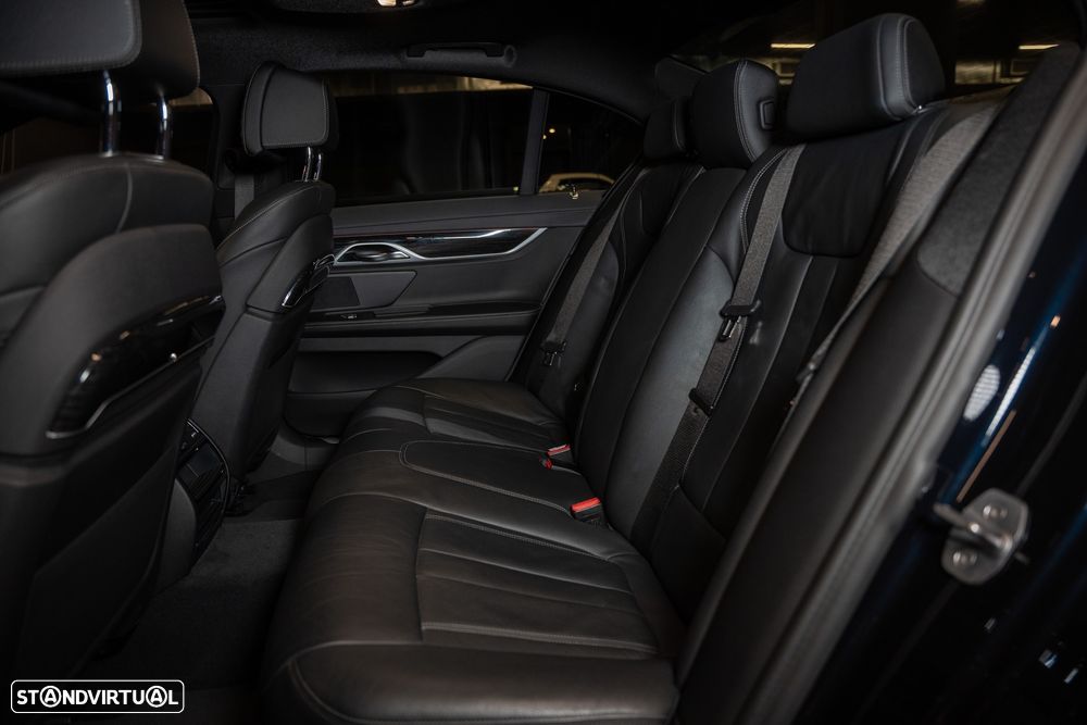 BMW 740 e iPerformance Pack M - 28