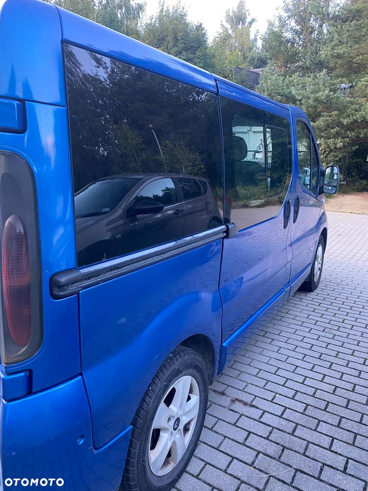 Renault TRAFIC - 8