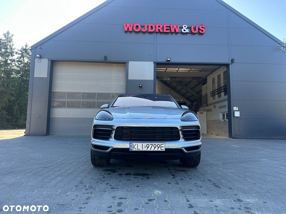 Porsche Cayenne Coupe - 8