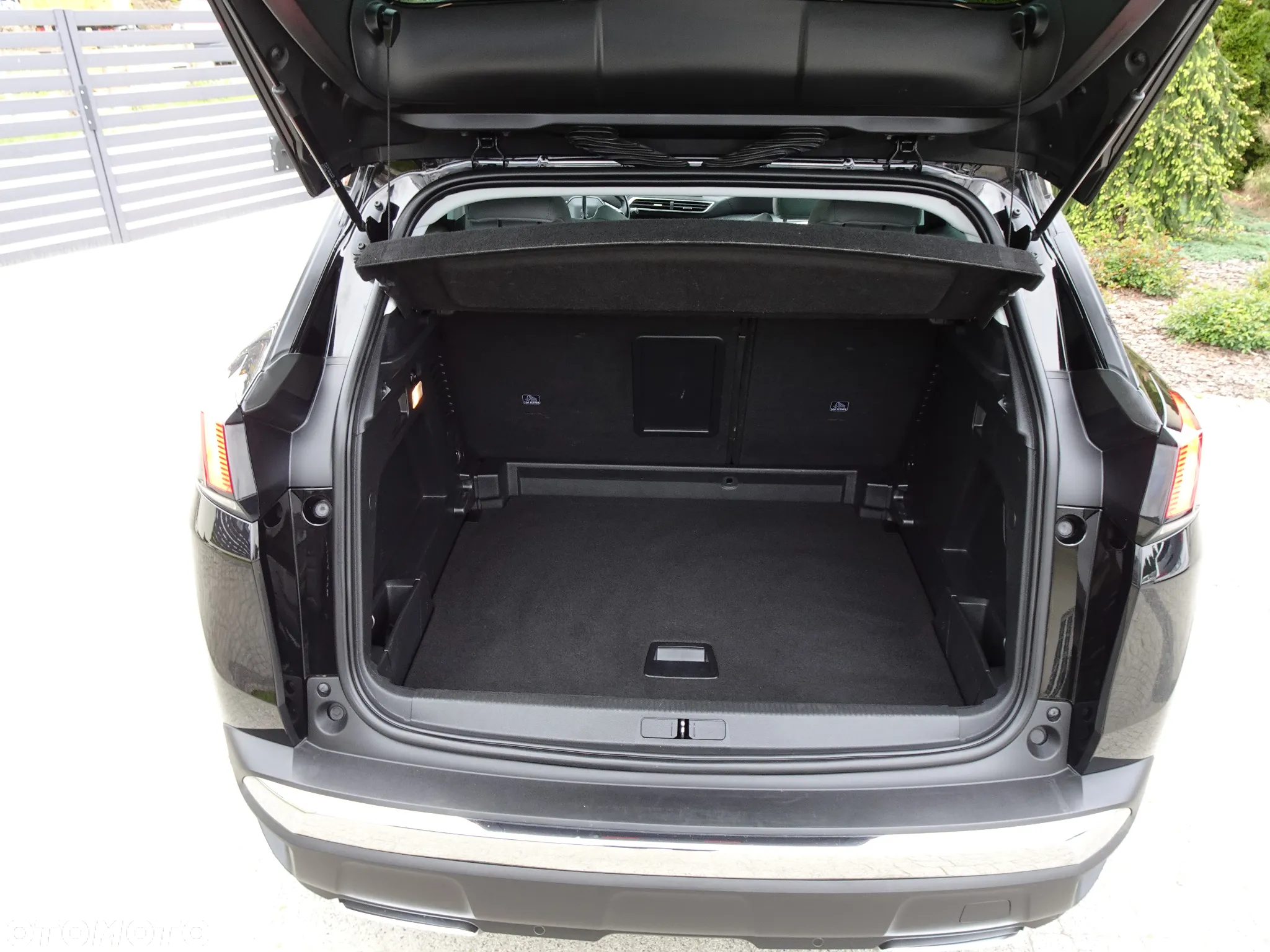 Peugeot 3008 1.5 BlueHDi Allure S&S - 13