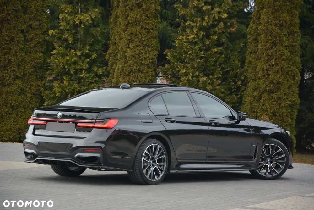 BMW Seria 7 - 16