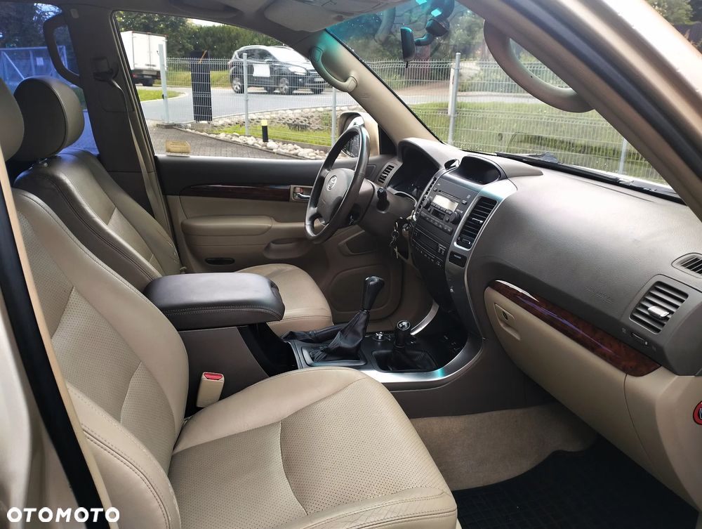 Toyota Land Cruiser 3.0 D Luna Comfort - 16