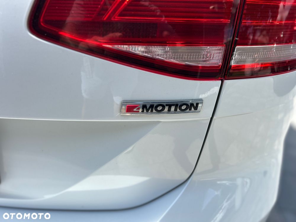 Volkswagen Passat Alltrack 2.0 TDI SCR DSG 4Motion - 12