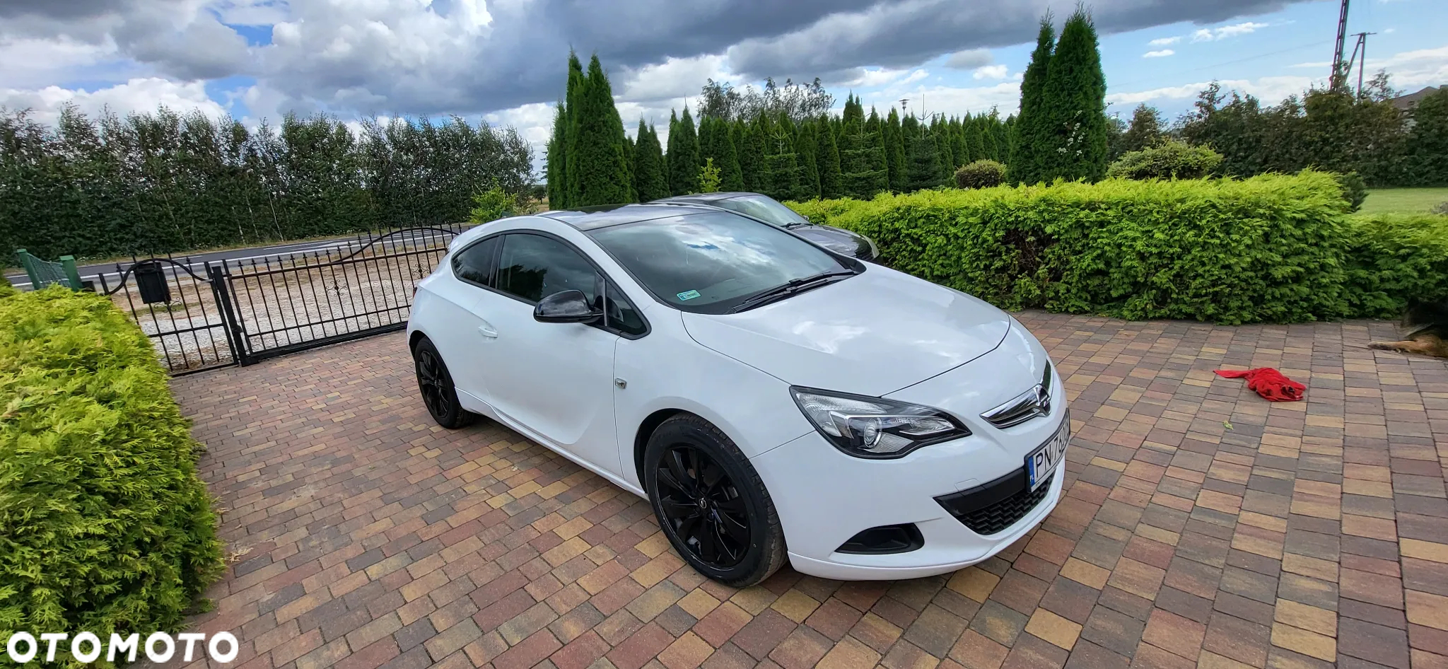 Opel Astra IV GTC 1.7 CDTI Sport S&S - 4