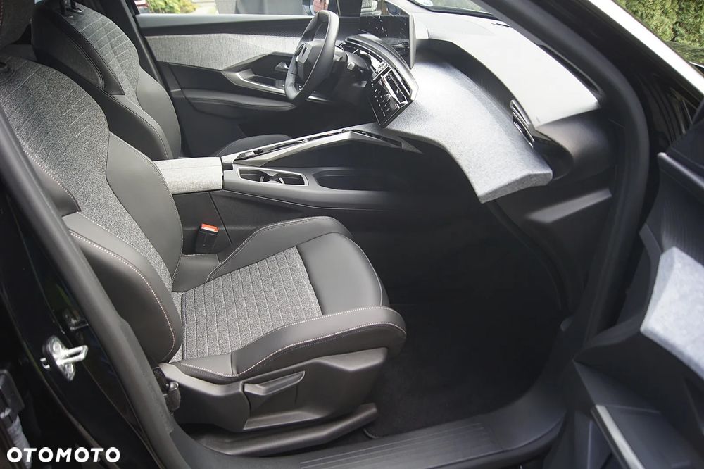 Peugeot 5008 Hybrid 136 e-DSC Allure Pack - 29