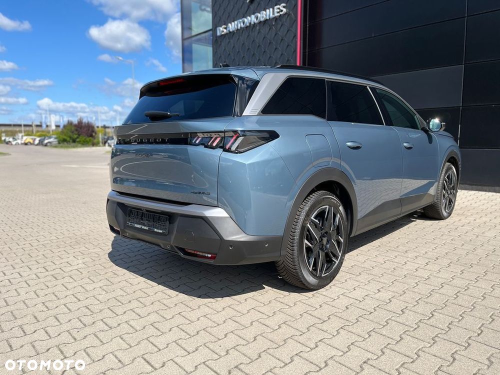 Peugeot 5008 - 8