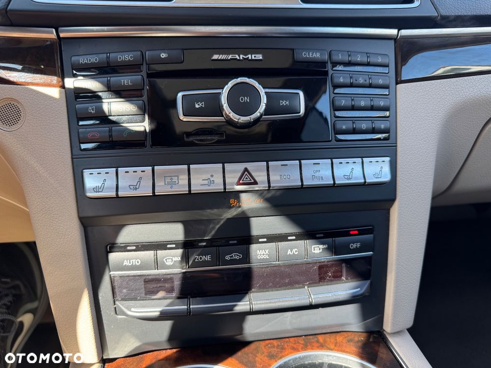 Mercedes-Benz Klasa E 350 4Matic 7G-TRONIC Performance - 19