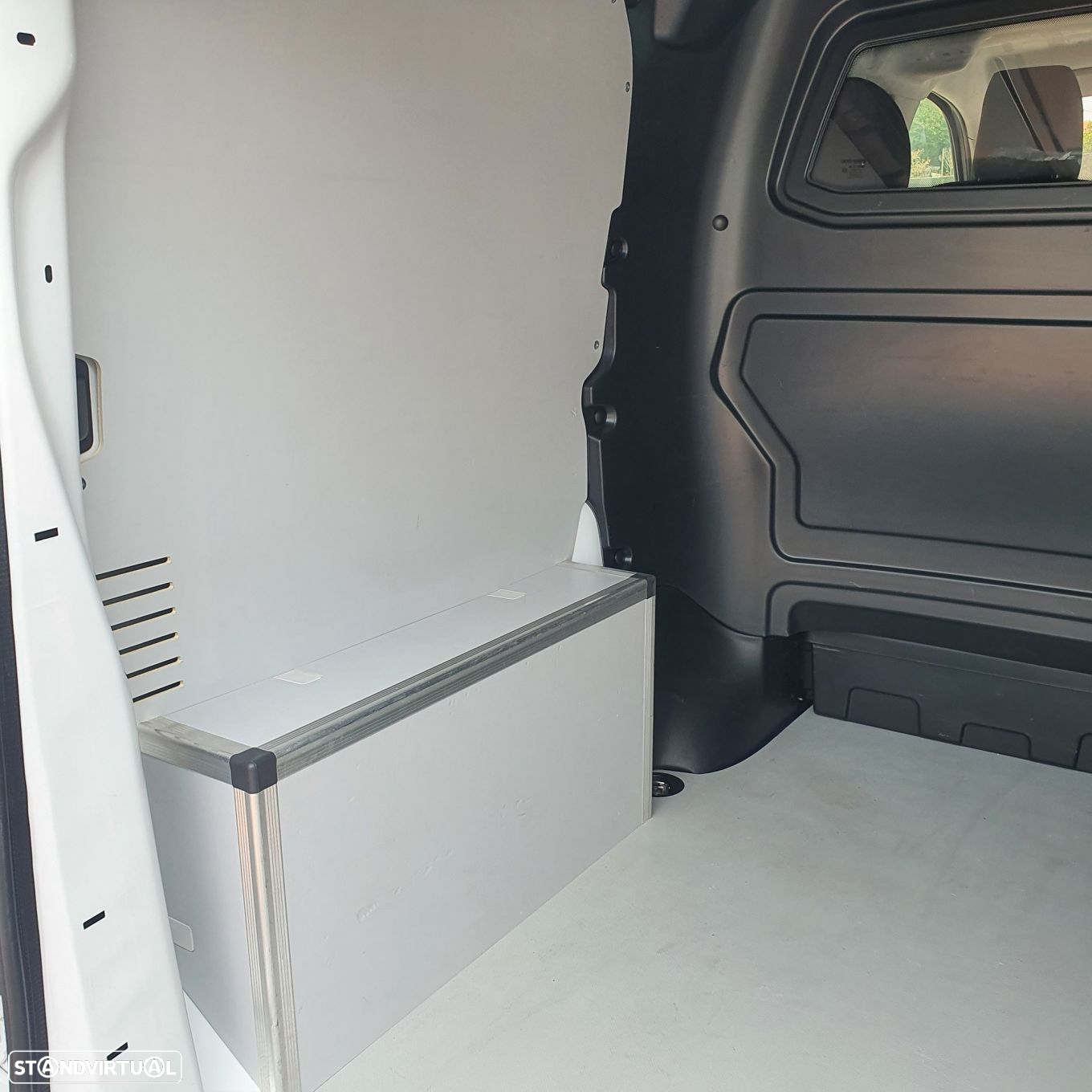 Peugeot Expert 2.0 BlueHDi L1H1 Premium Compact EAT8 - 8
