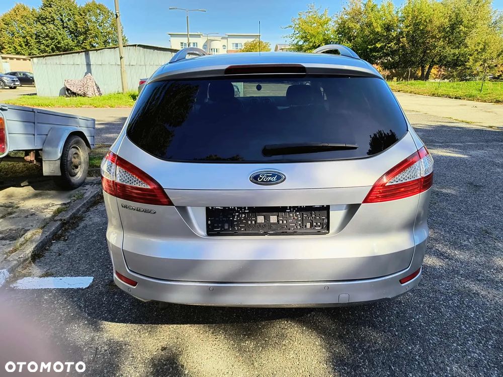 Ford Mondeo 1.6 Ghia - 6