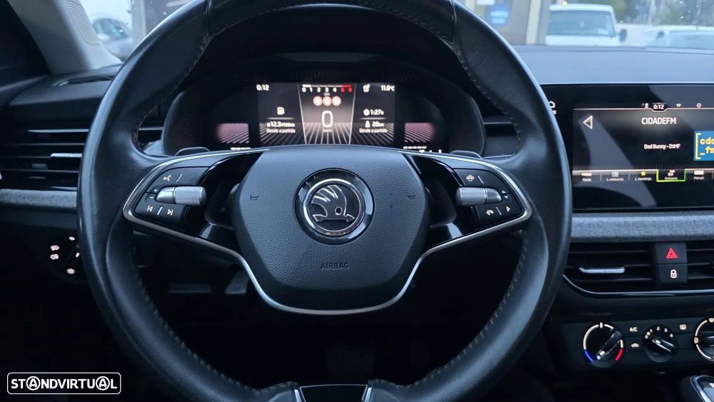 Skoda Kamiq 1.0 TSI Style DSG - 25