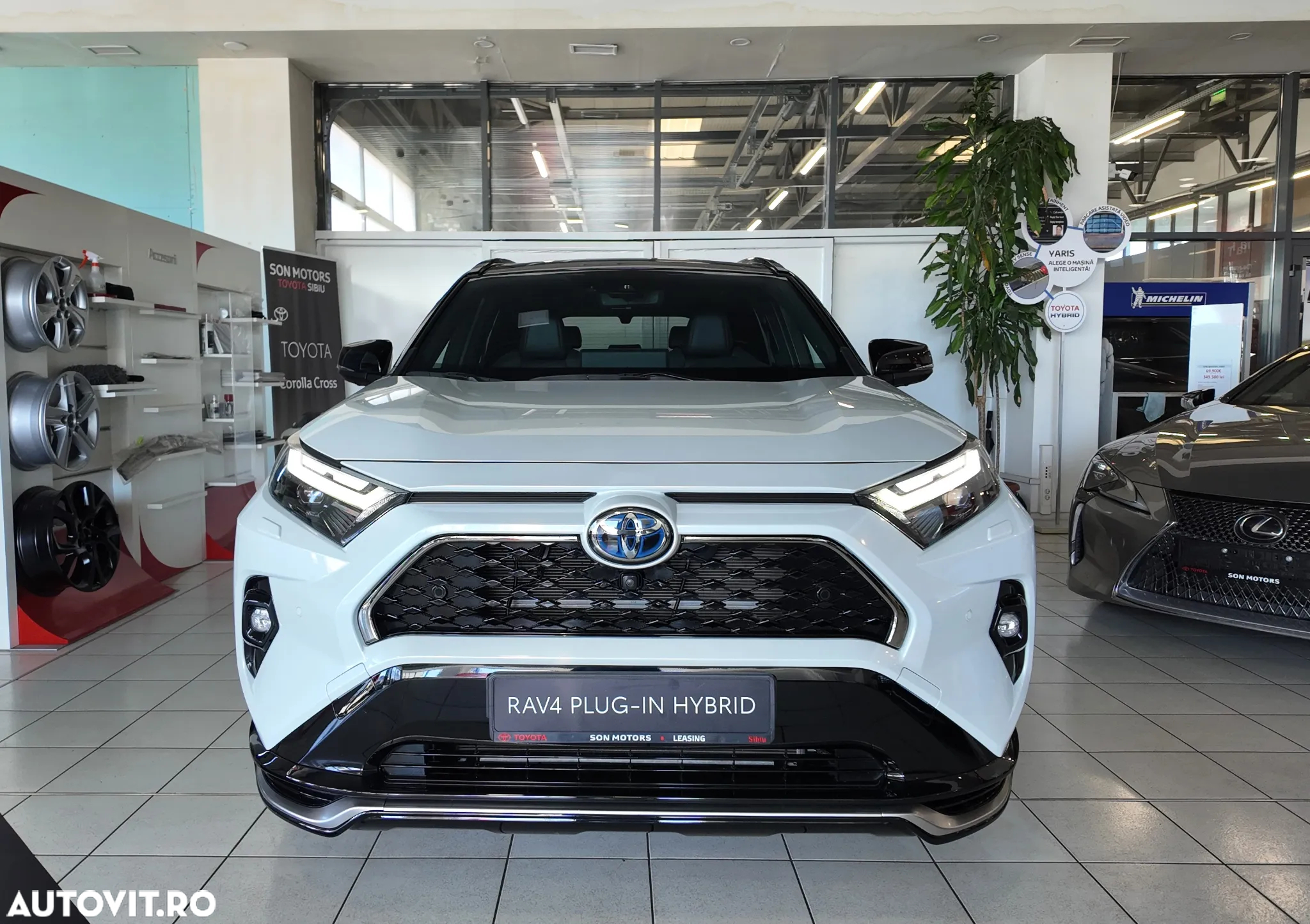 Toyota RAV4 2.5 PHEV VVT-iE 4x4 Style Bi-Tone - 2
