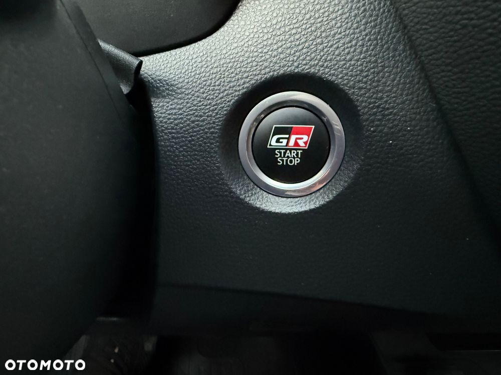 Toyota Corolla 1.8 Hybrid GR Sport - 28