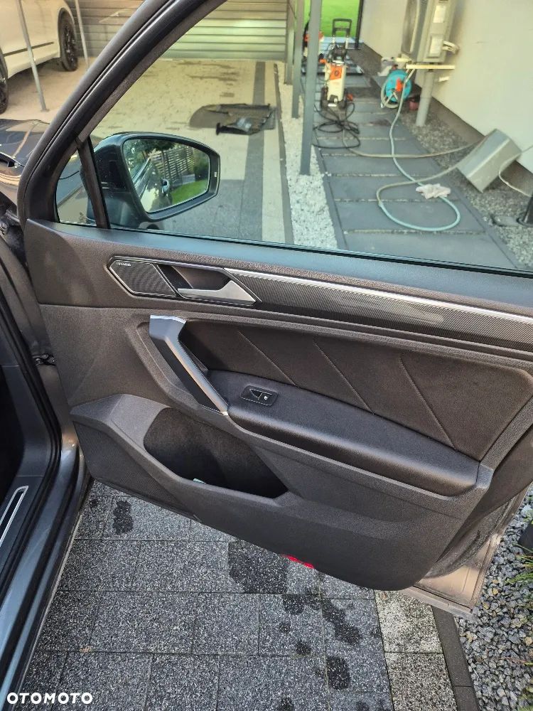 Volkswagen Tiguan - 25