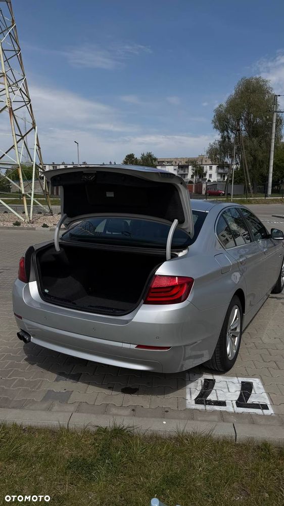 BMW Seria 5 520i - 5