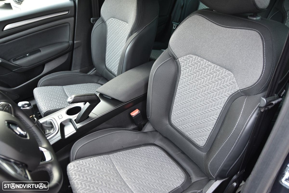 Renault Mégane Sport Tourer 1.5 Blue dCi Limited - 19
