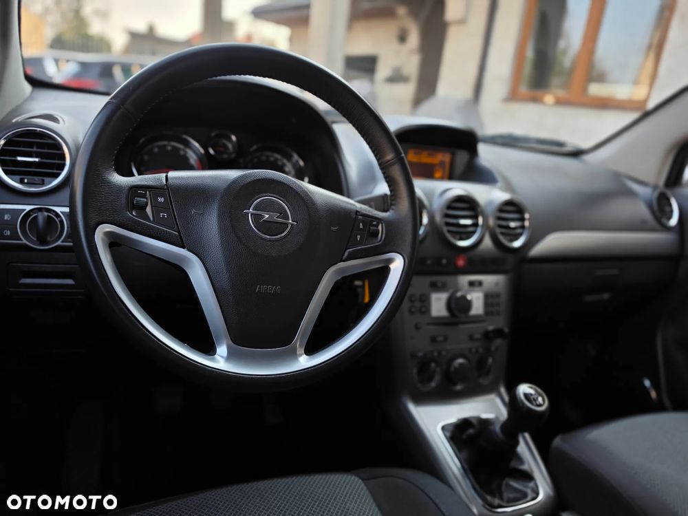 Opel Antara - 27