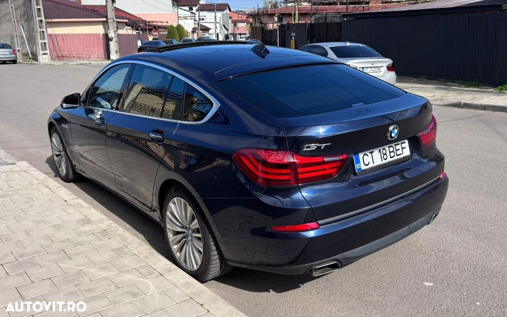 BMW Seria 5 520d Aut. Luxury Line - 4