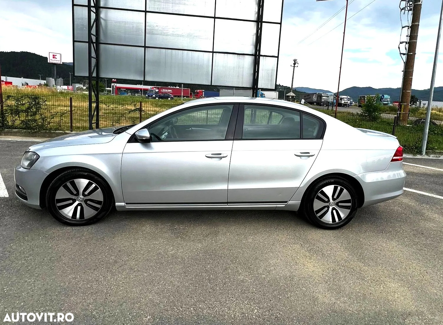 Volkswagen Passat 1.6 TDI BlueMotion - 2