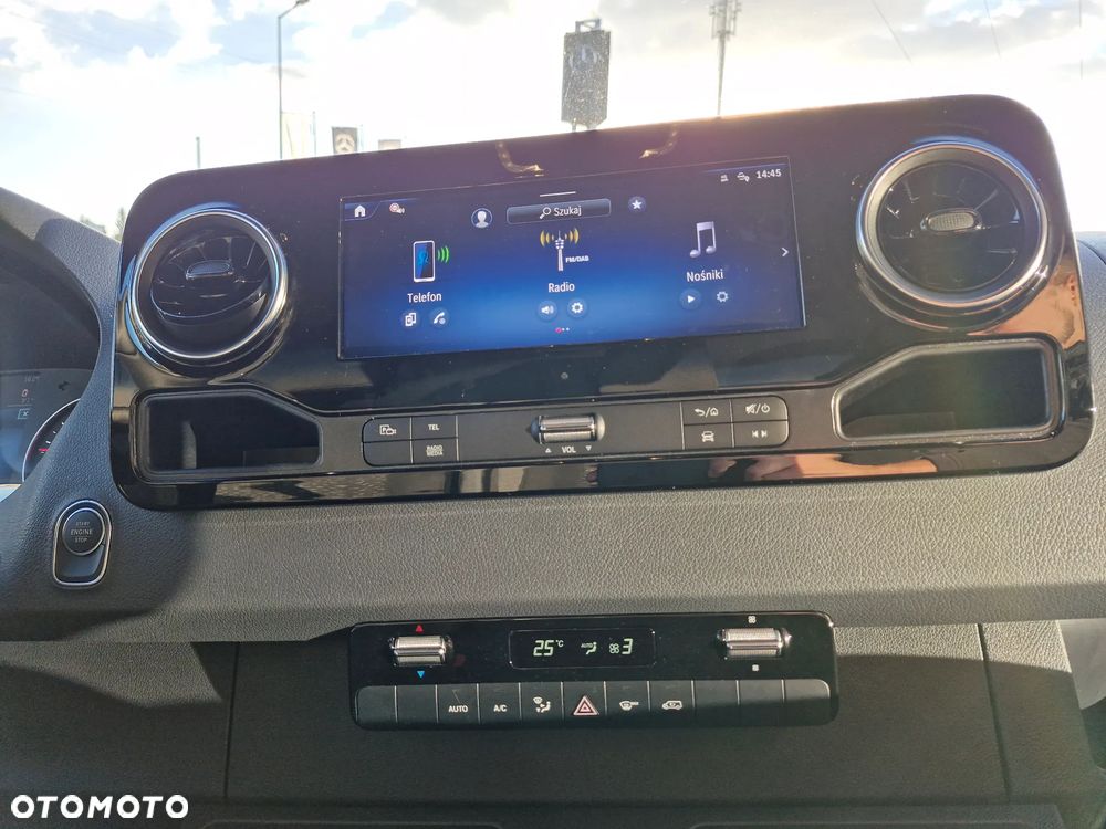 Mercedes-Benz Sprinter - 18