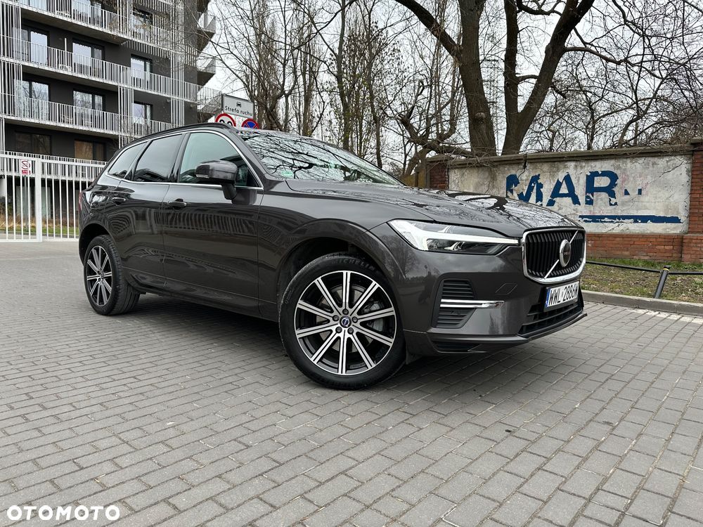 Volvo XC 60 B5 D AWD Geartronic Momentum - 2