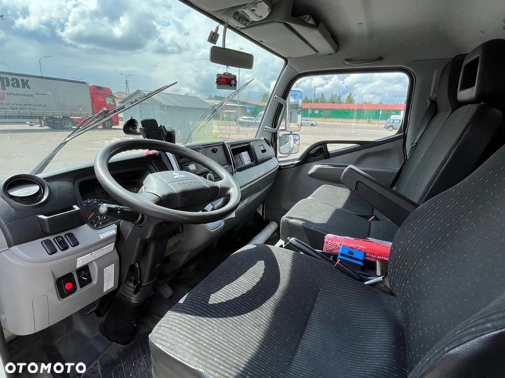 Mitsubishi FUSO CANTER - 12