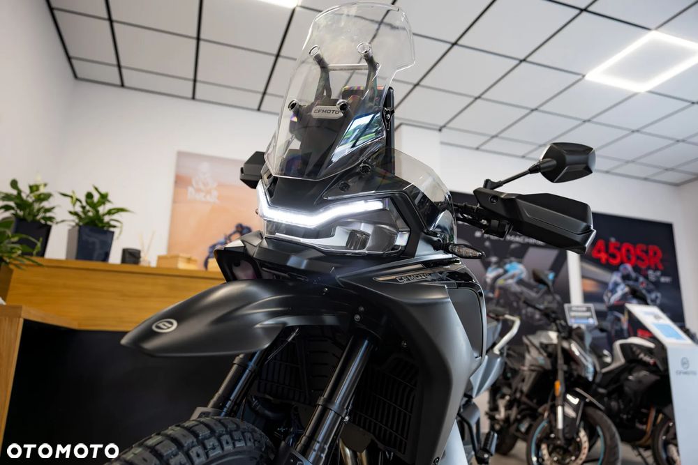 CFMoto MT-X - 3
