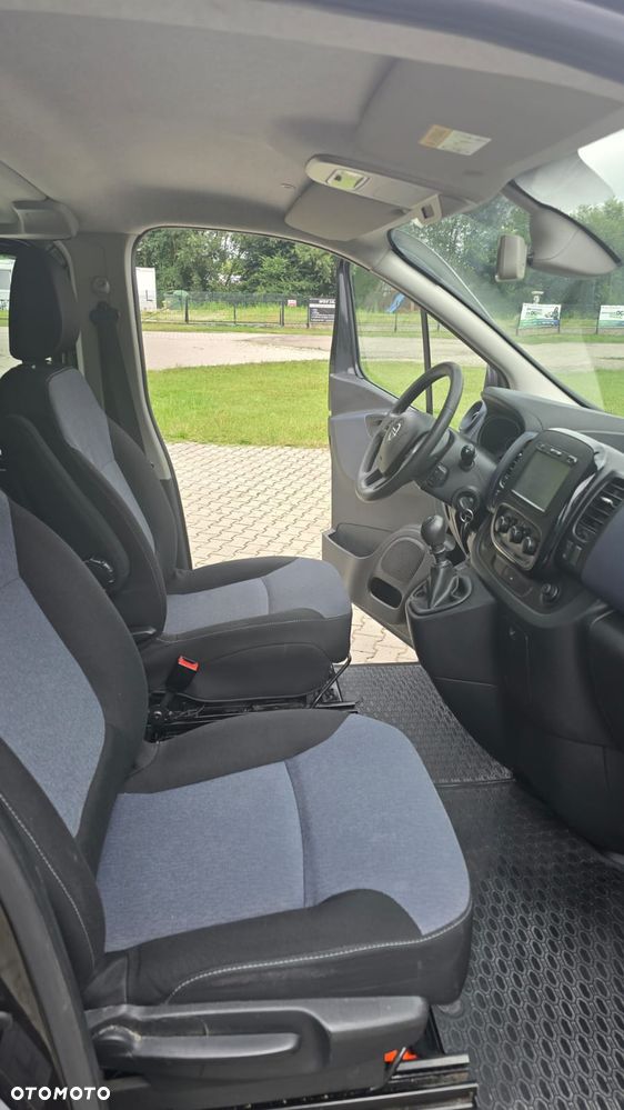 Opel Vivaro - 17