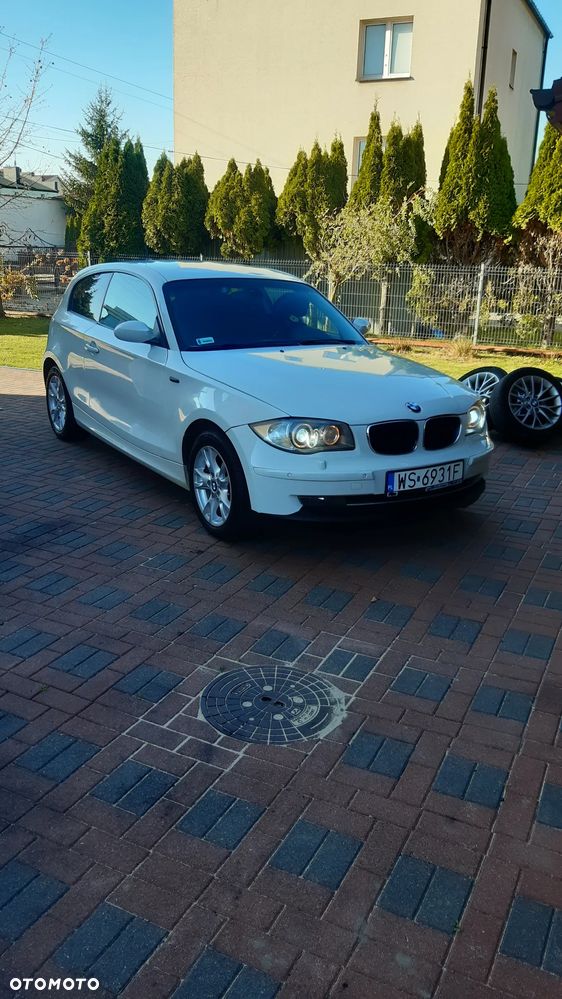 BMW Seria 1 - 10