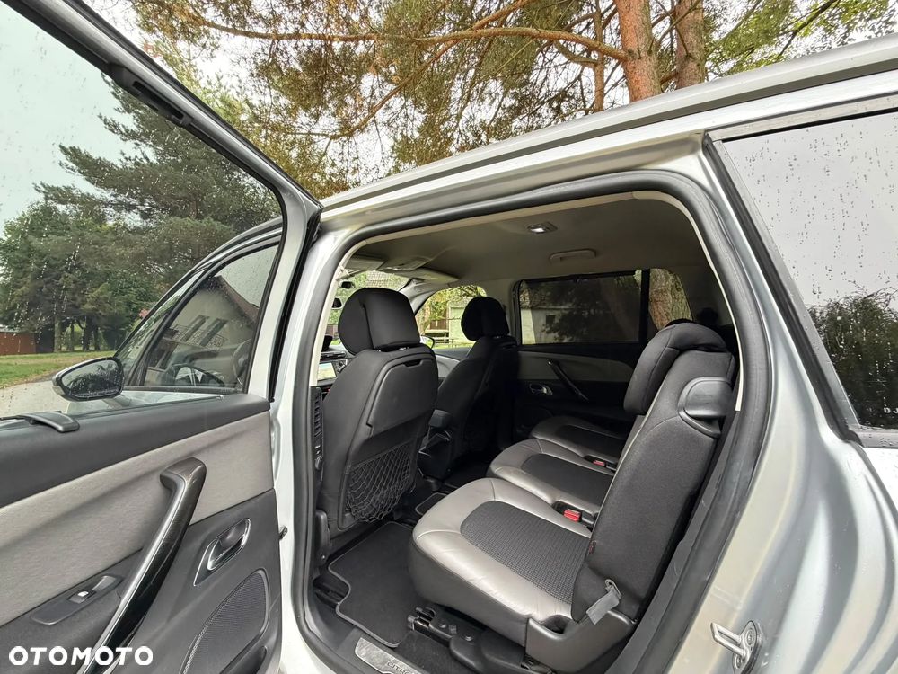 Citroën C4 Grand Picasso e-HDi 115 ETG6 Exclusive - 23