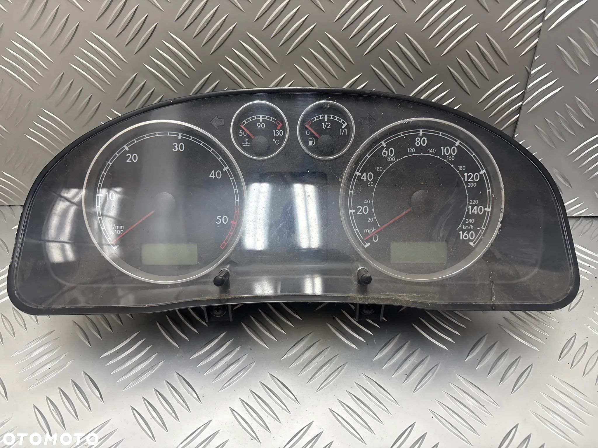 LICZNIK, ZEGARY VW PASSAT B5 KOMBI FL 2004R - 1