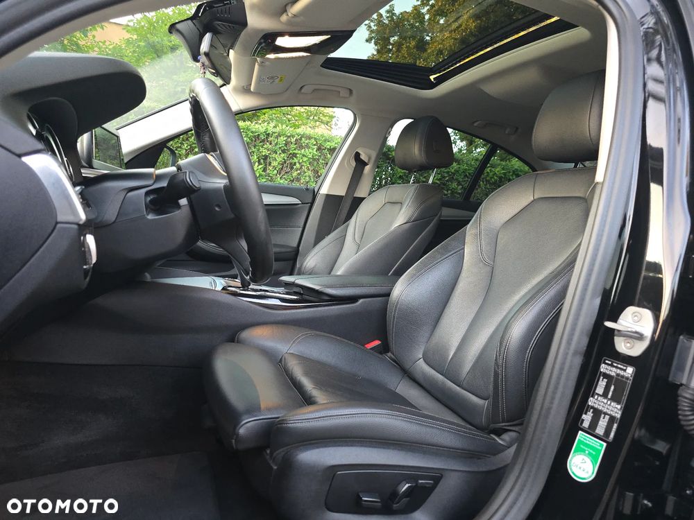 BMW Seria 5 - 24