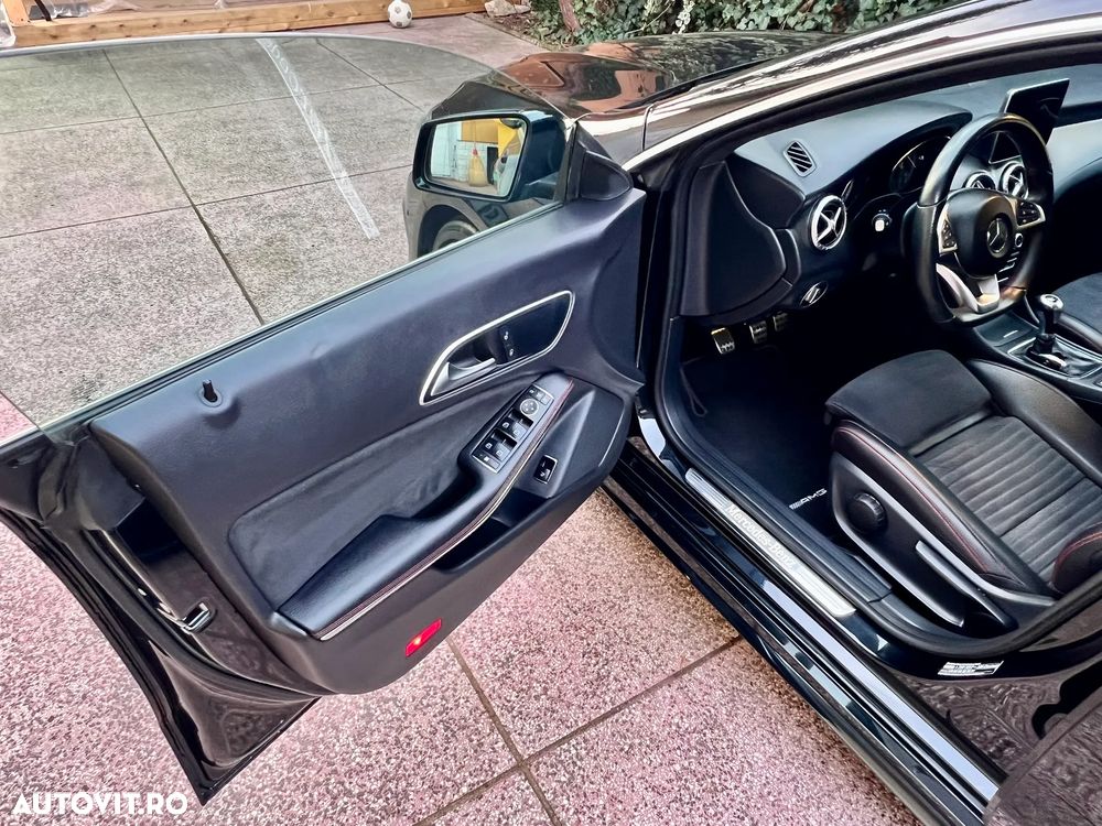 Mercedes-Benz CLA 180 AMG Line - 10