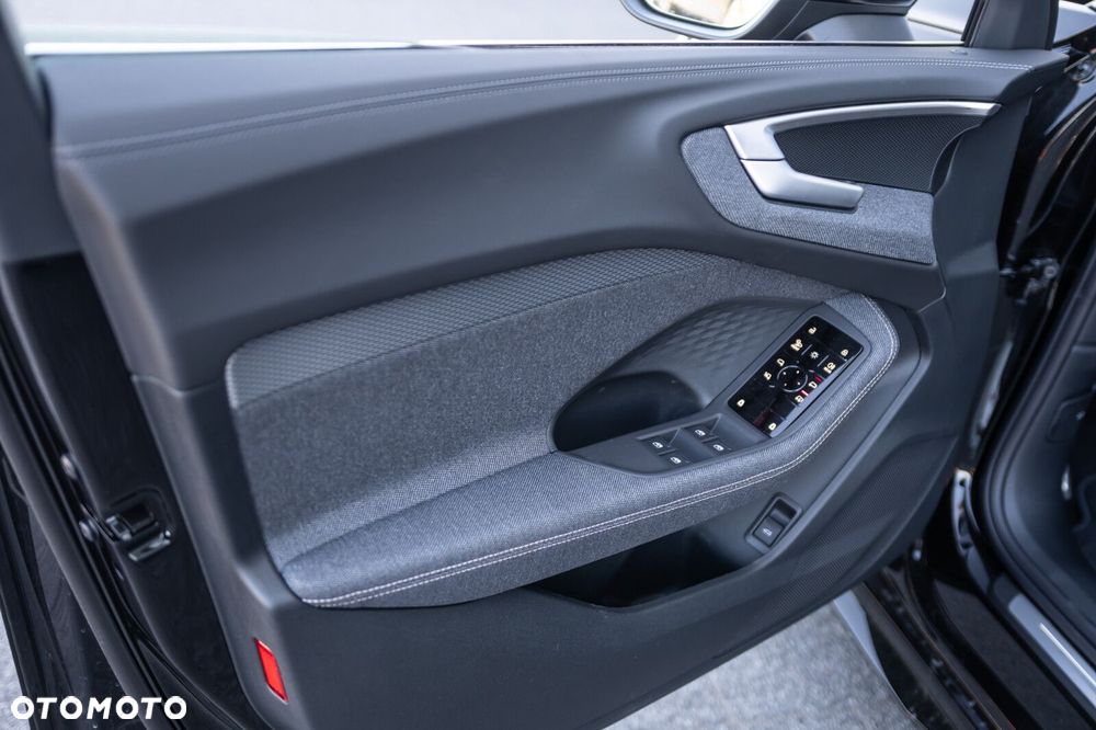 Audi A5 Avant TDI mHEV Quattro S tronic - 17