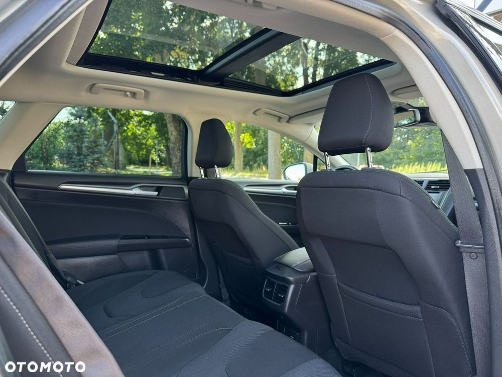 Ford Mondeo 2.0 TDCi STart-Stopp PowerShift-Aut Titanium - 32