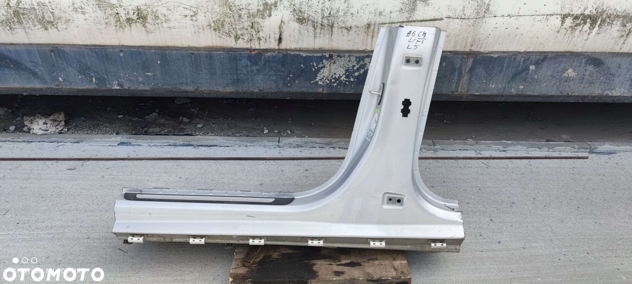 ĆWIARTKA PRÓG SŁUPEK B LEWY AUDI A6 C7 LIFT LX7W - 2