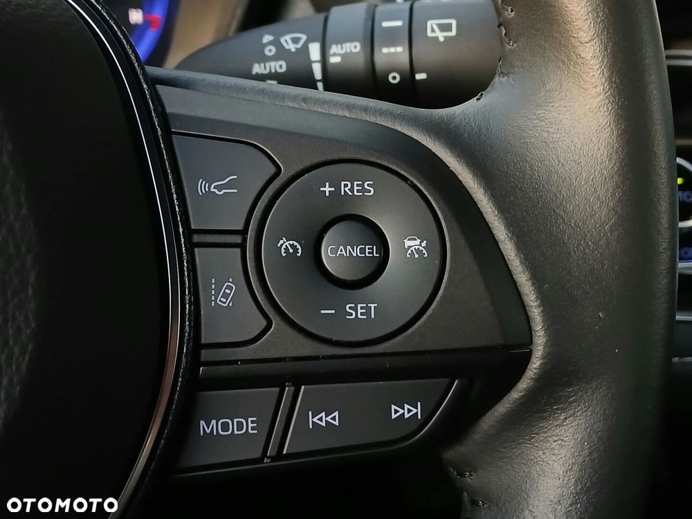 Toyota Corolla - 28