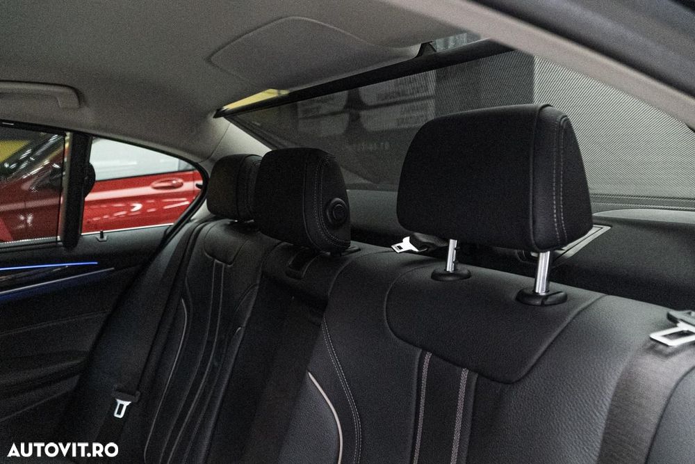 BMW Seria 5 530e iPerformance Aut. Luxury Line - 24