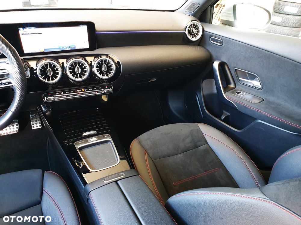 Mercedes-Benz Klasa A 200 7G-DCT Edition AMG Line - 13