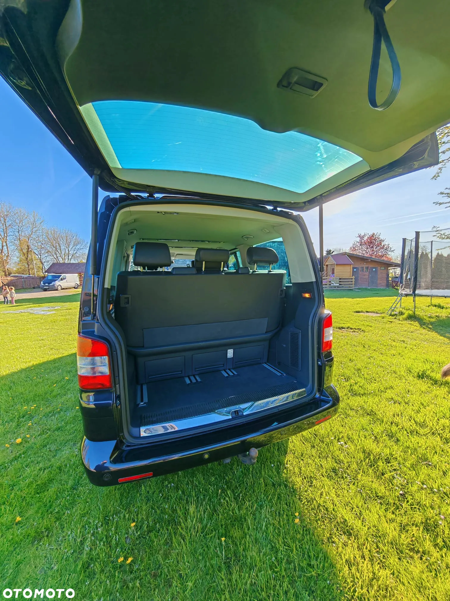 Volkswagen Multivan - 18