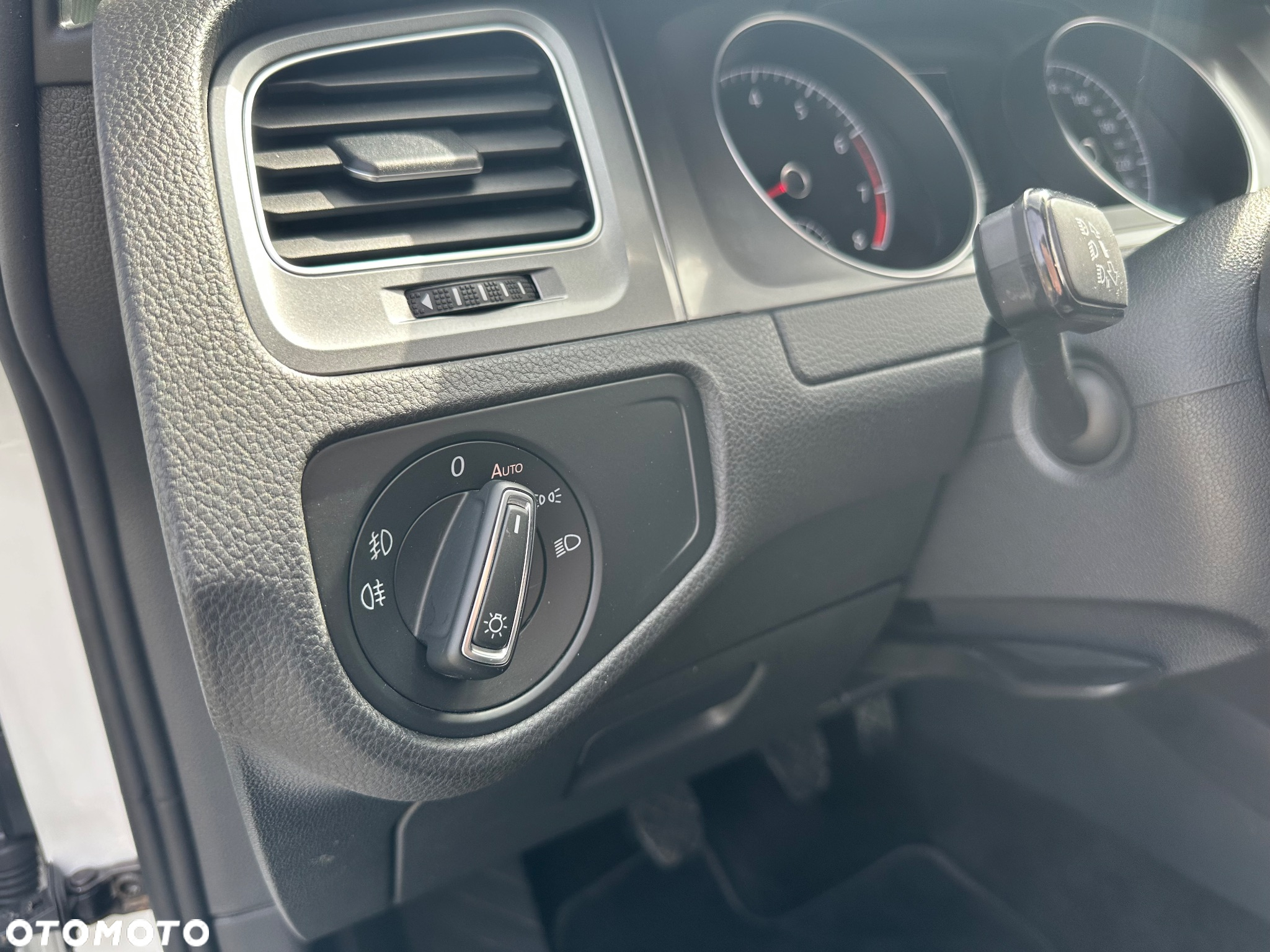 Volkswagen Golf Variant 1.4 TSI BlueMotion Technology Lounge - 19