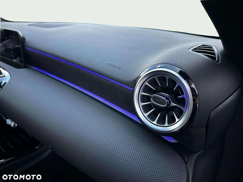 Mercedes-Benz Klasa A 180 AMG Line 7G-DCT - 20