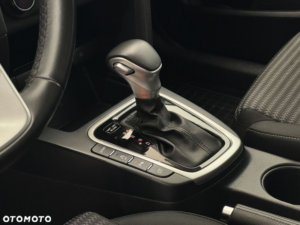 Kia Ceed 1.5 T-GDI M DCT - 9