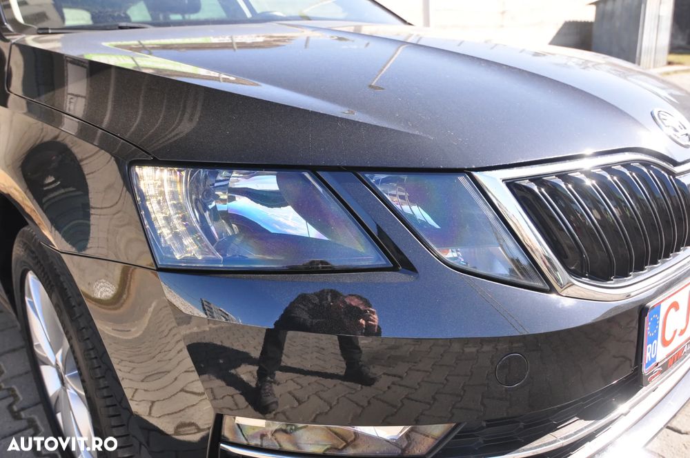 Skoda Octavia 1.5 TSI ACT DSG Ambition - 4