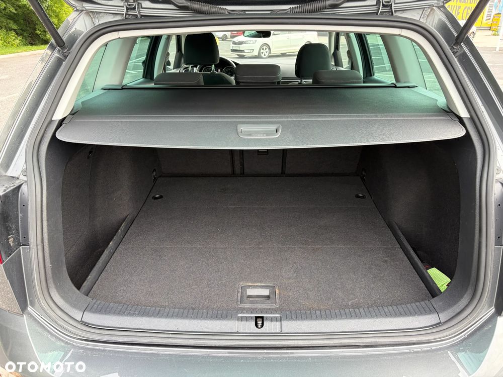 Volkswagen Golf 1.4 TSI BMT Highline - 20