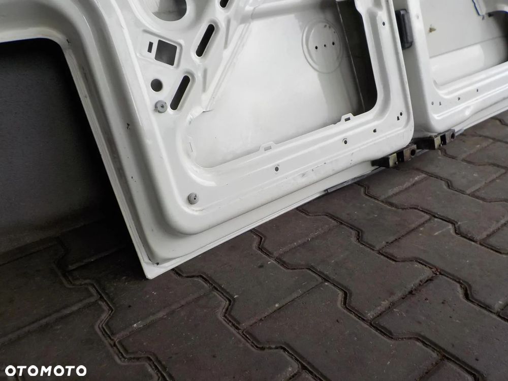 VW T4 DRZWI SKRZYDEŁKOWE TYŁ TYLNE PRAWE LEWE - 8