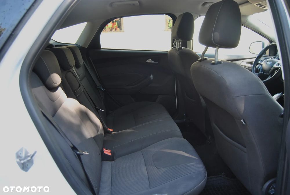 Ford Focus - 8